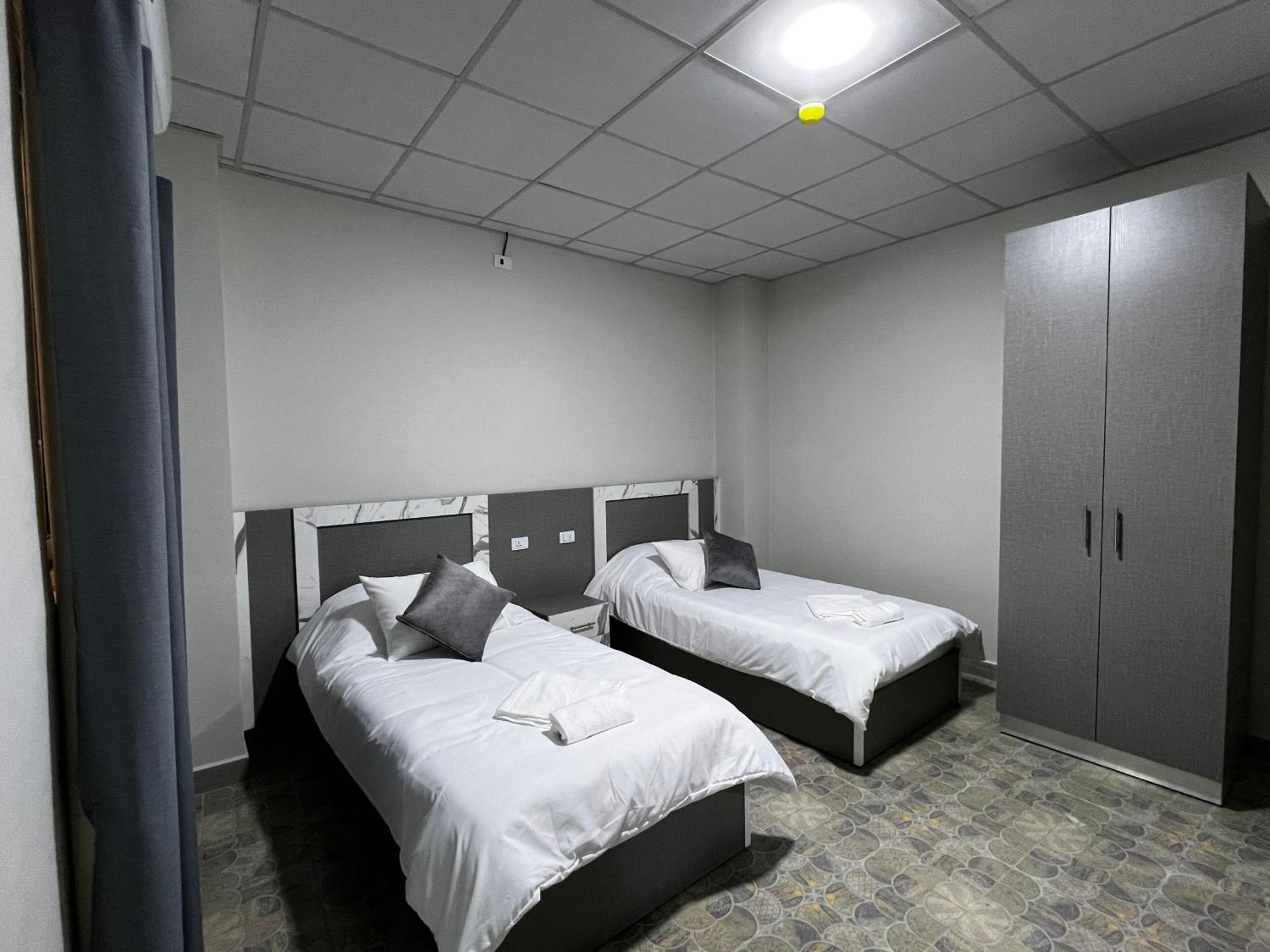 Downtown Inn Madaba Exterior foto